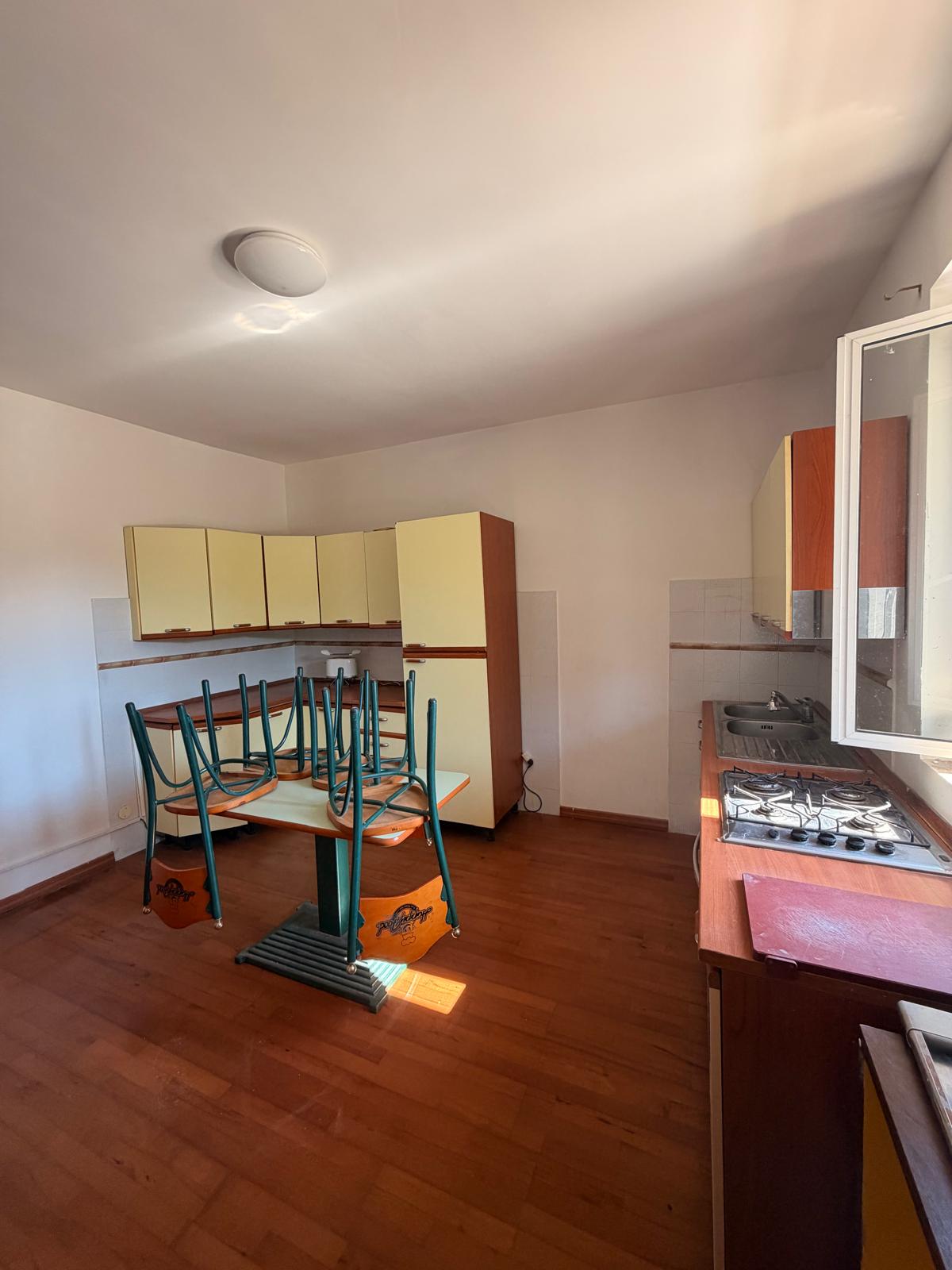 Casa indipendente con terreno di 1.800 mq.ca.