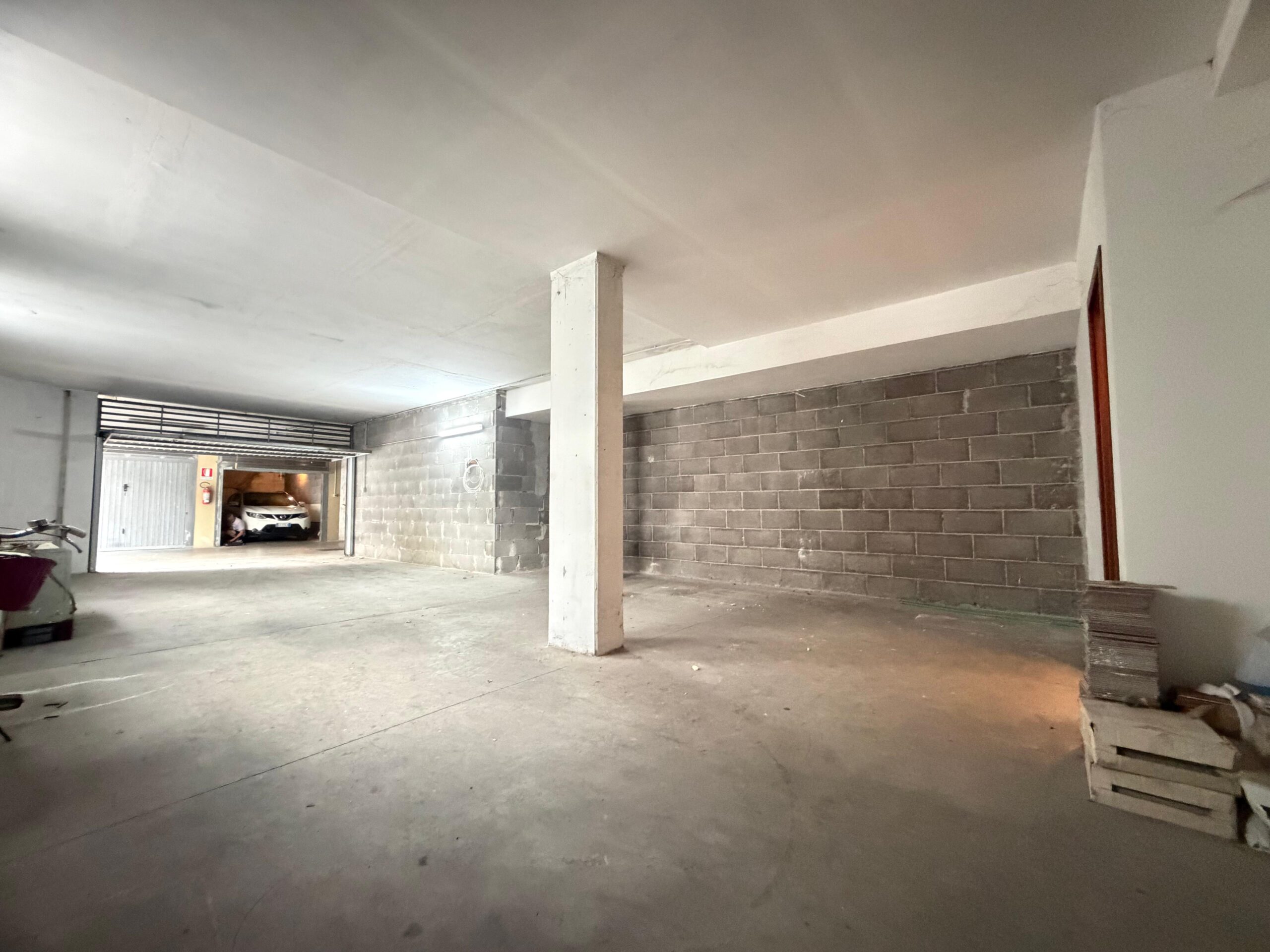 Locale C/2 di 100MQ – Tivoli Terme