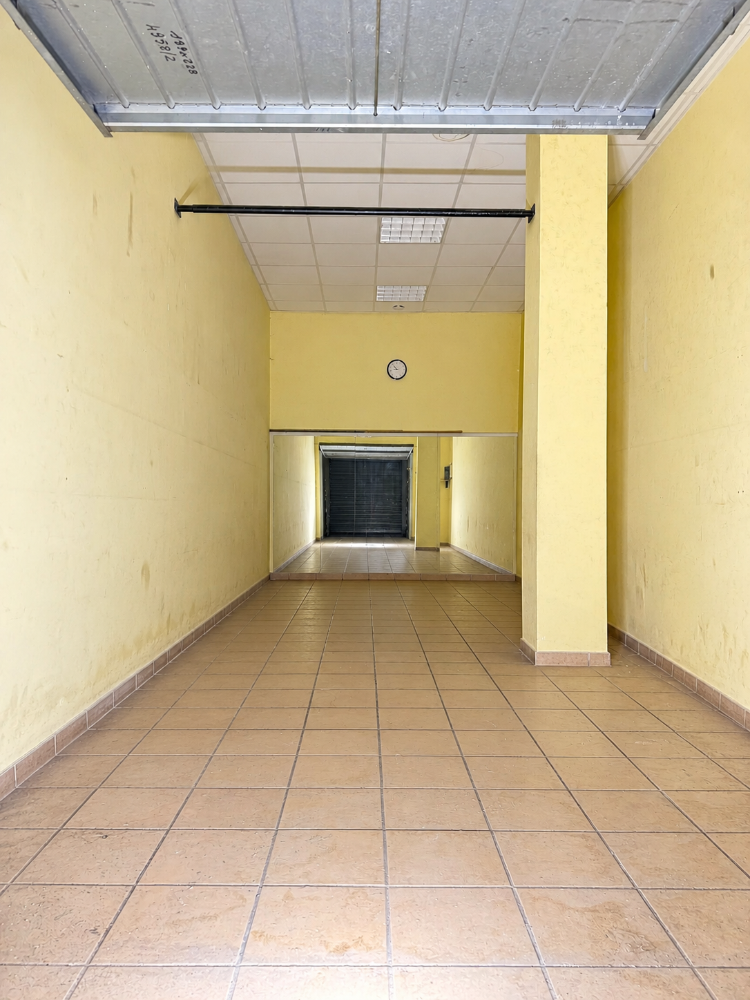 BOX AUTO 22MQ – no spese condominiali