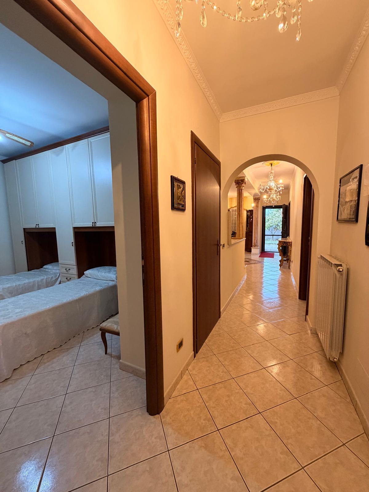 Villa singola con giardino di 1.000 mq.ca. Ottimo stato!