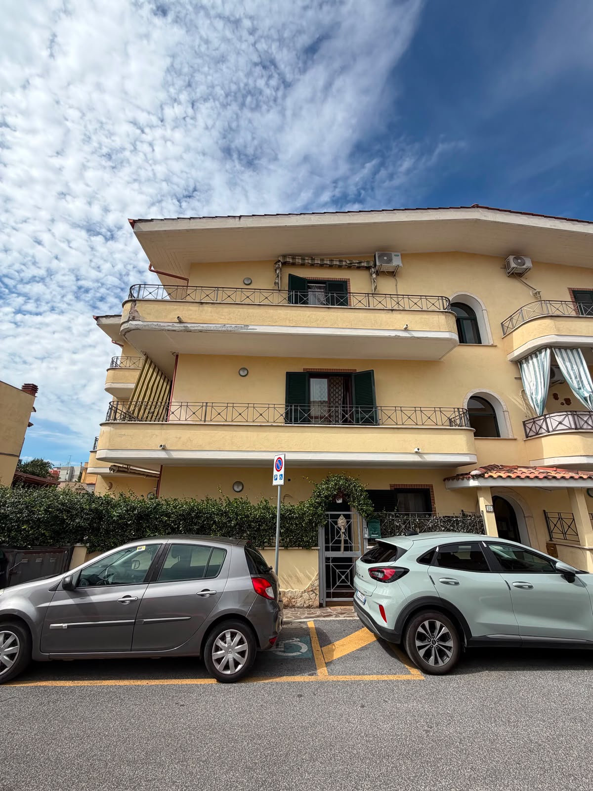 1° piano con balcone angolare – libero da subito