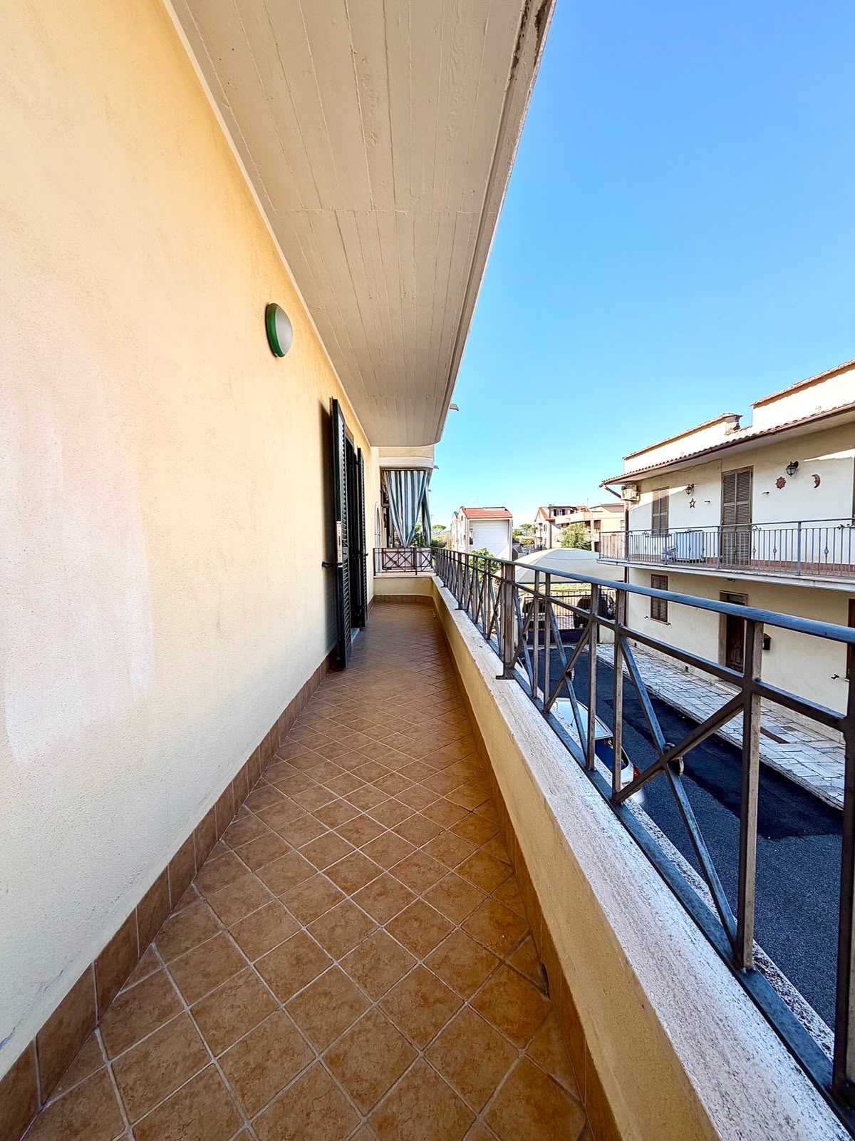 1° piano con balcone angolare – libero da subito