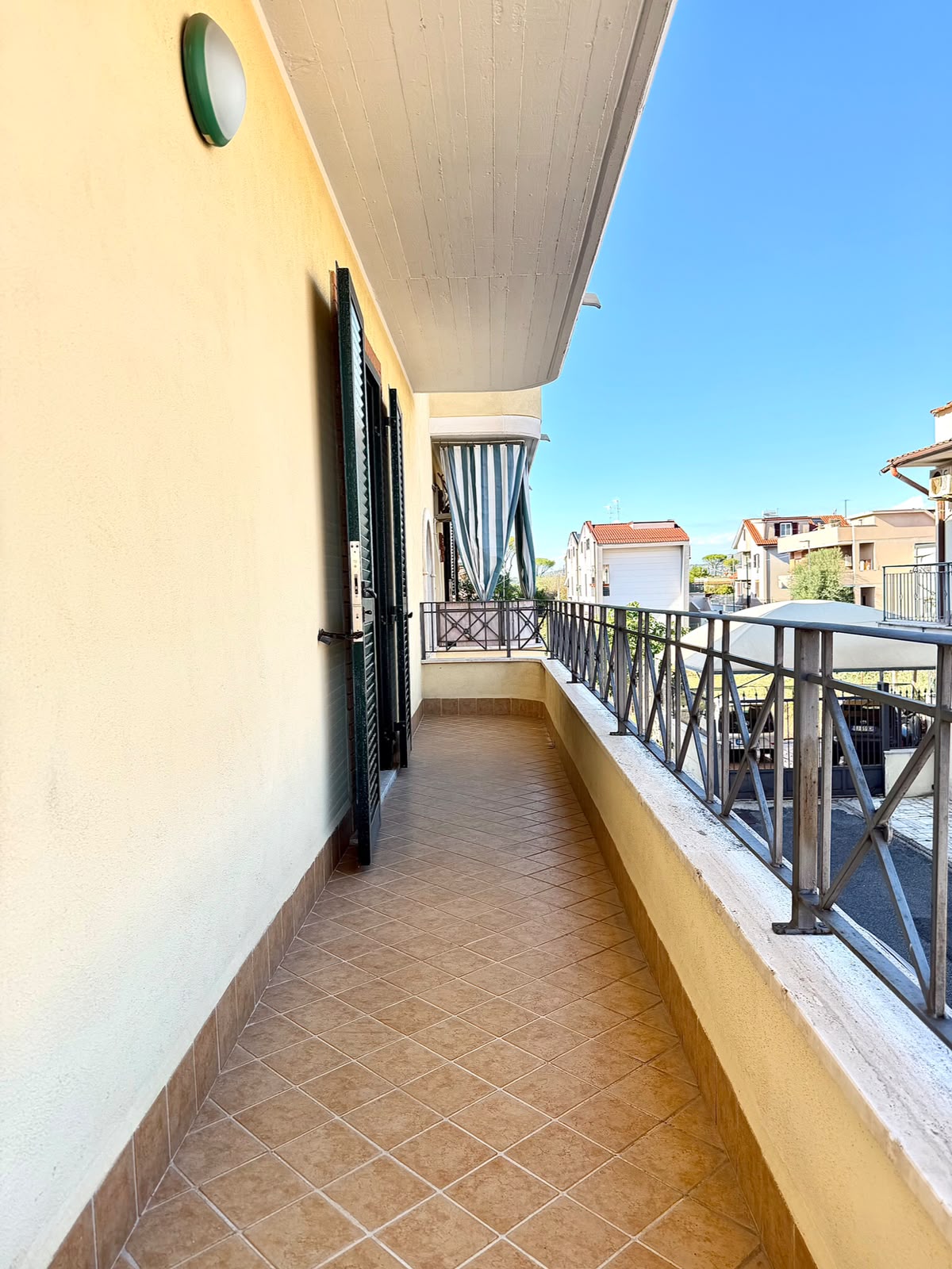 1° piano con balcone angolare – libero da subito
