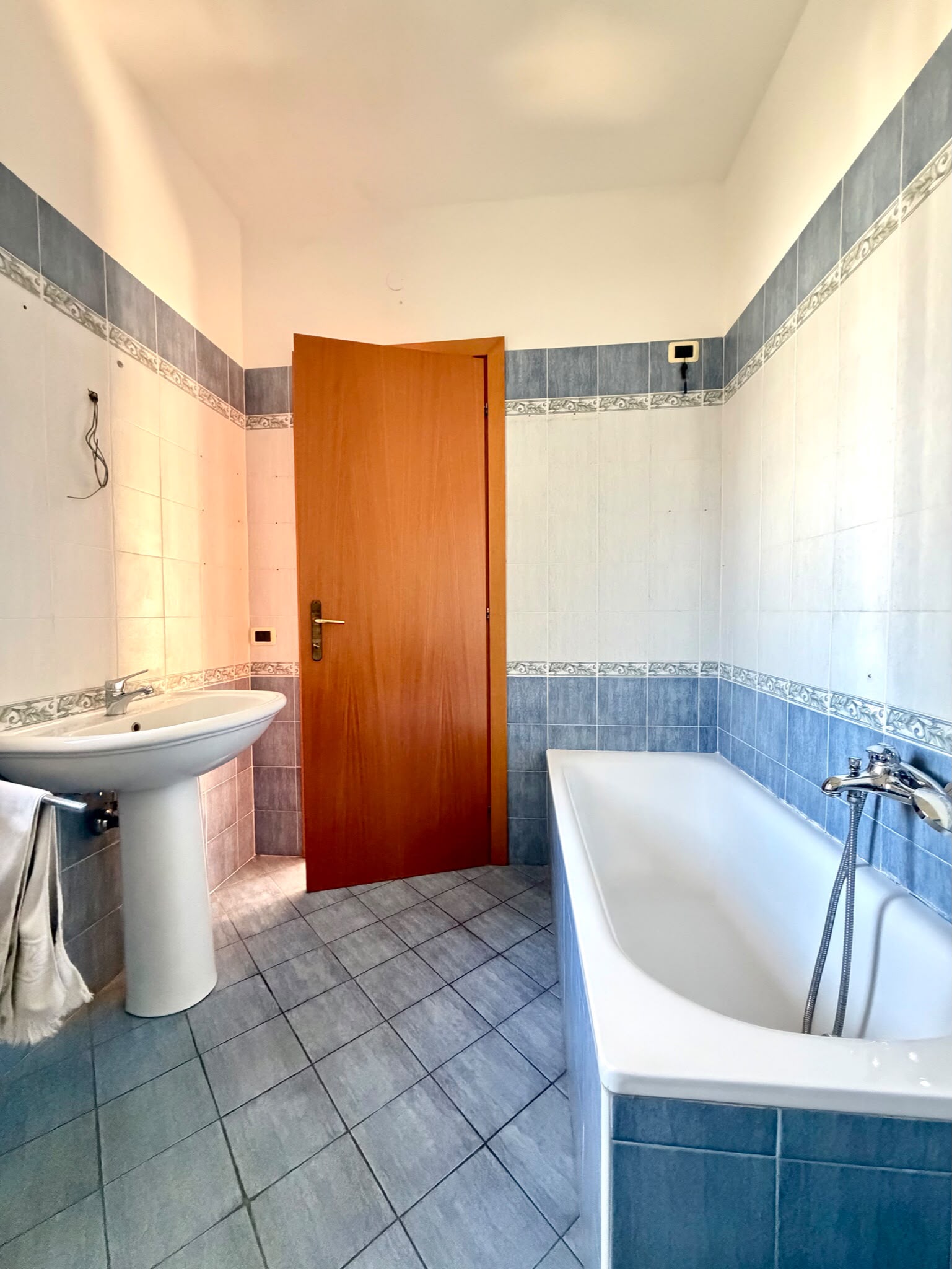 1° piano con balcone angolare – libero da subito