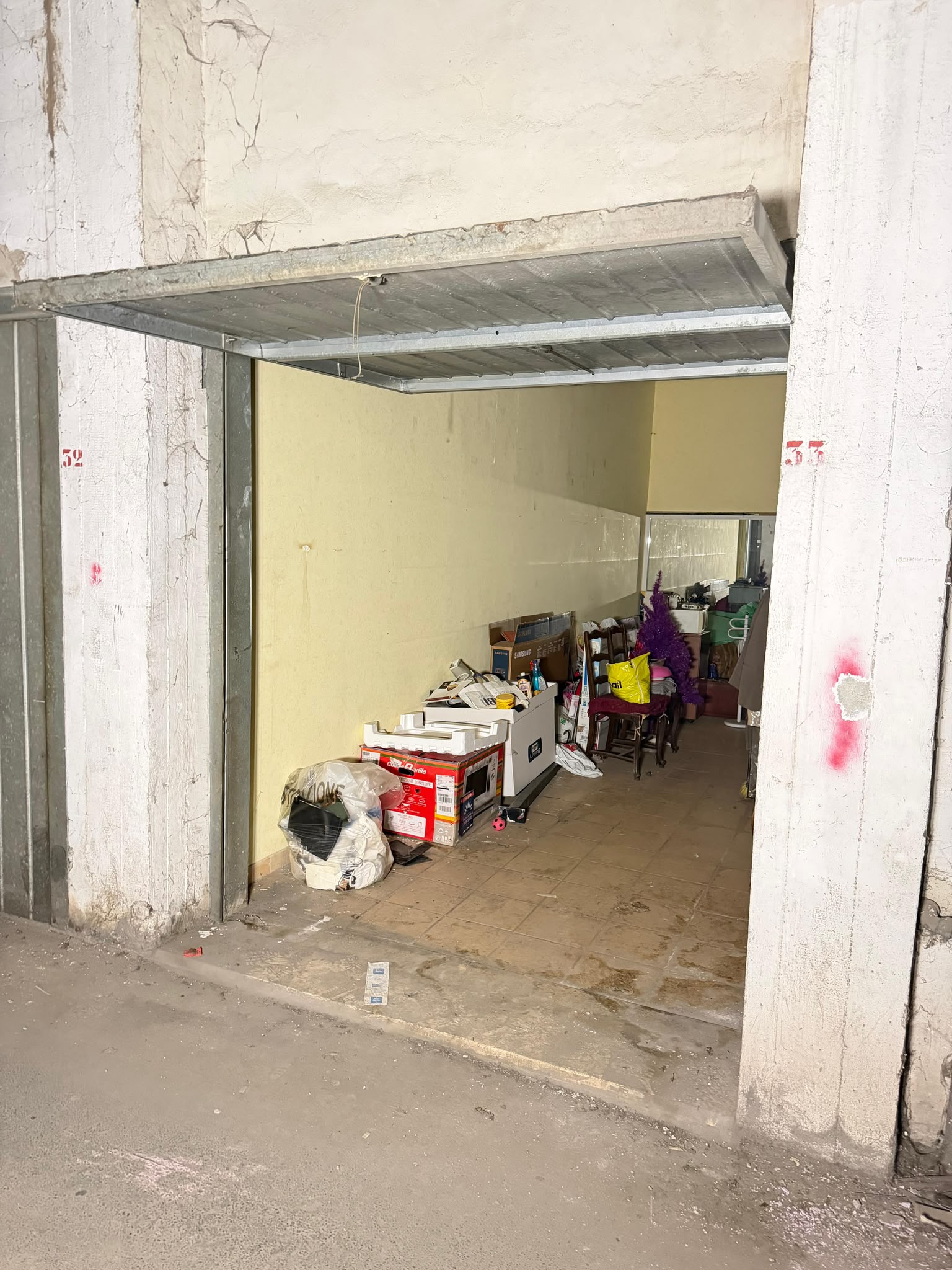 BOX AUTO 22MQ – no spese condominiali