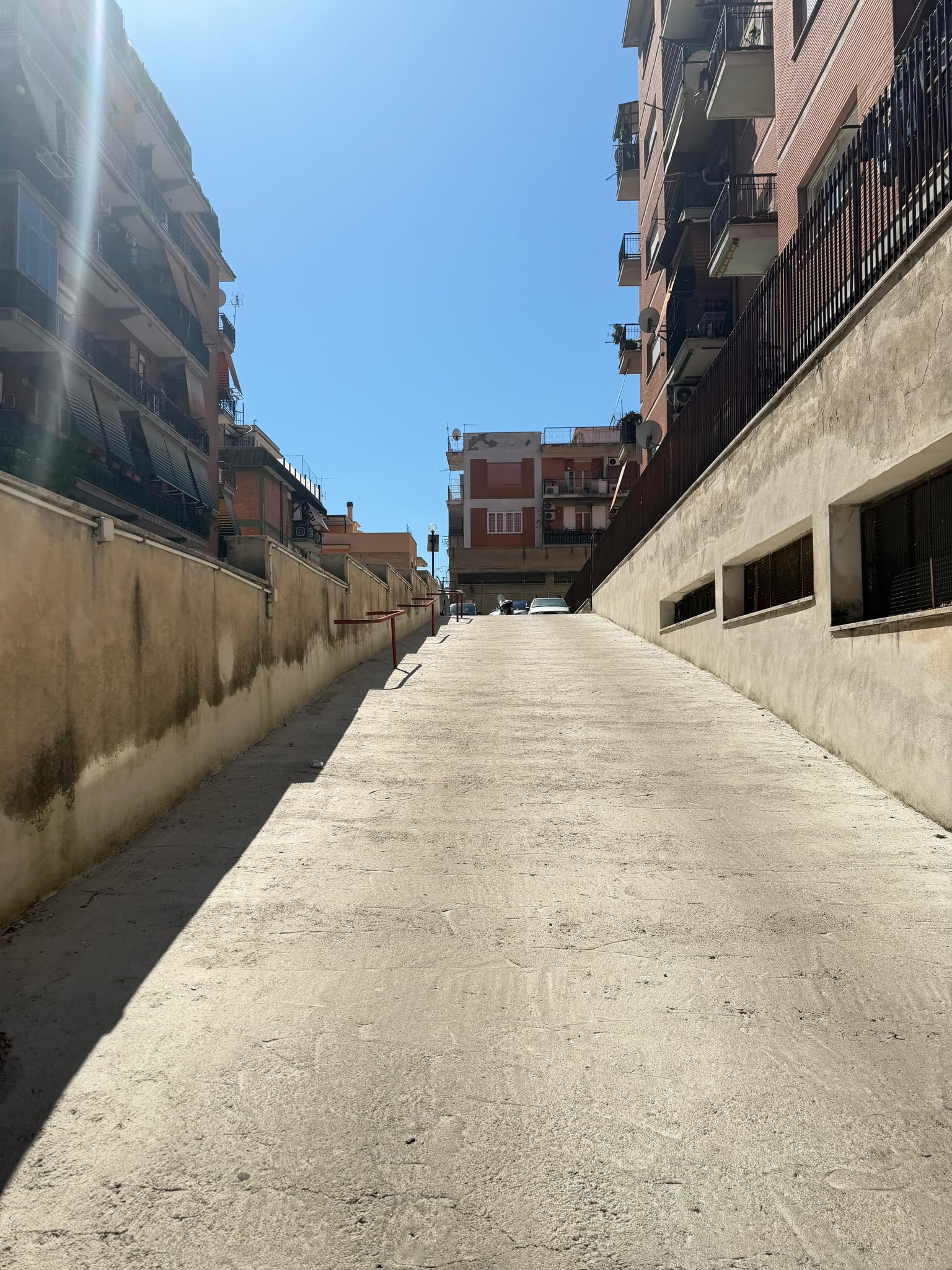 BOX AUTO 22MQ – no spese condominiali