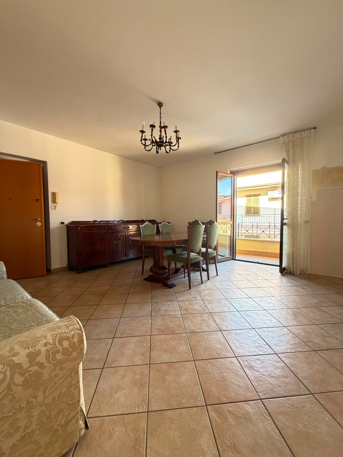 1° piano con balcone angolare – libero da subito