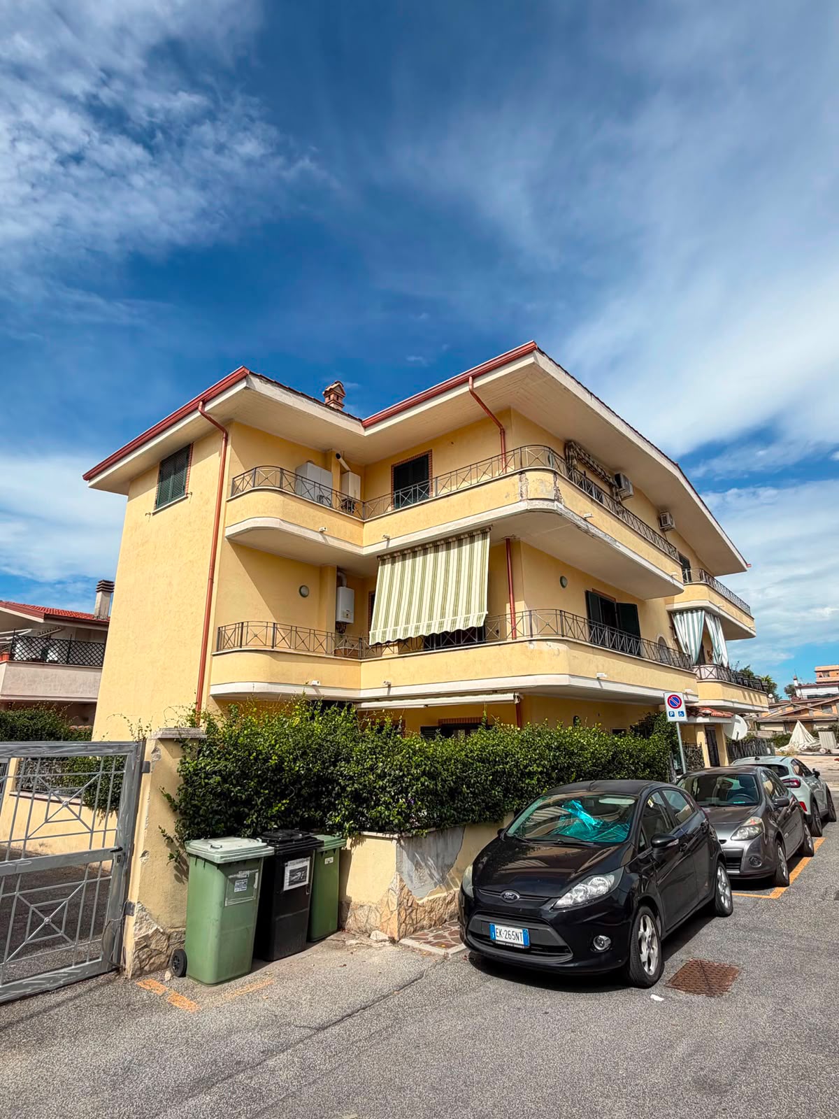 1° piano con balcone angolare – libero da subito